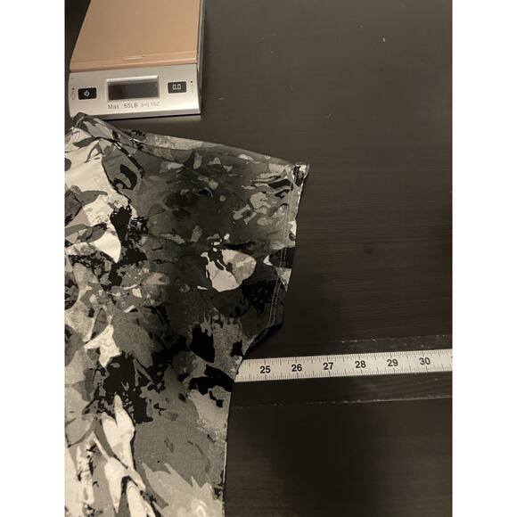 Chicos Womens Top Size 3 US XL Black Abstract Print Stretch Whimsy Fairy Grunge - Picture 4 of 6